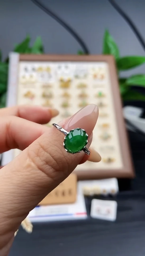 银S925镶嵌戒指翡翠12