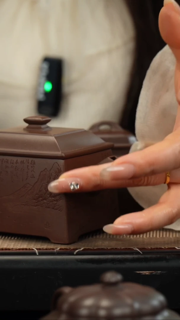 【闪购商品】紫砂茶壶老紫泥四方抽角