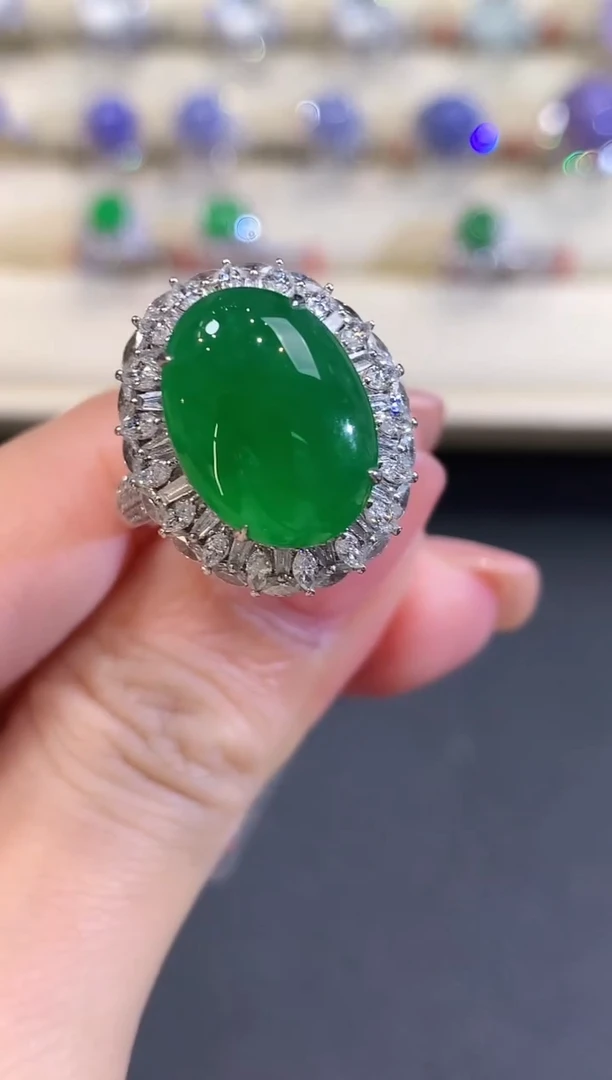 18K金镶嵌戒指翡翠a139