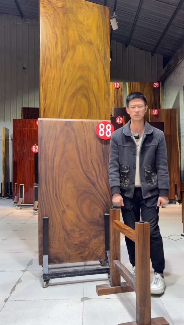 【闪购商品】木胡桃木尺寸；140*72*6