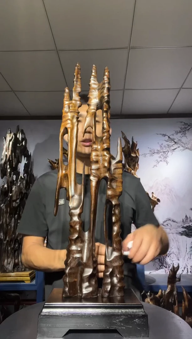 金丝楠木雕款慕*哥金丝楠木工艺品摆件