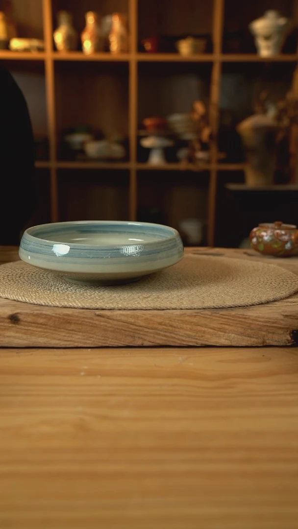 青云系列的8英寸收口盘1个