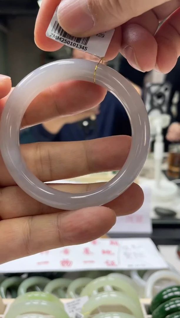 【闪购商品】和田玉手镯未镶嵌编码1345 圈口54-55