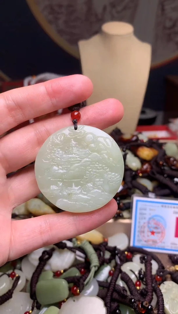 颈饰未镶嵌和田玉新疆料青海料清水和田玉吊坠