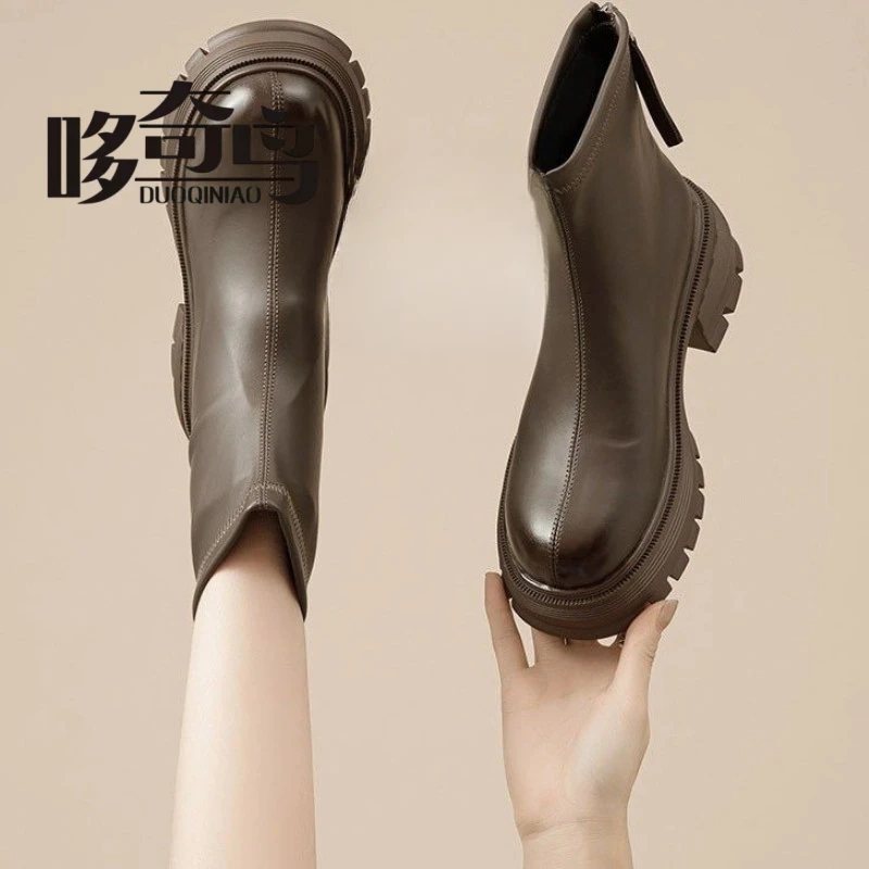 哆奇鸟时尚马丁女厚底小短靴2025年新款秋冬鞋女2025今年流行鞋子