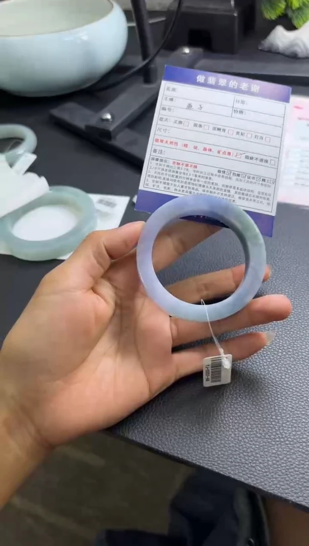 定制翡翠手镯未镶嵌小*子定制手镯不退不换