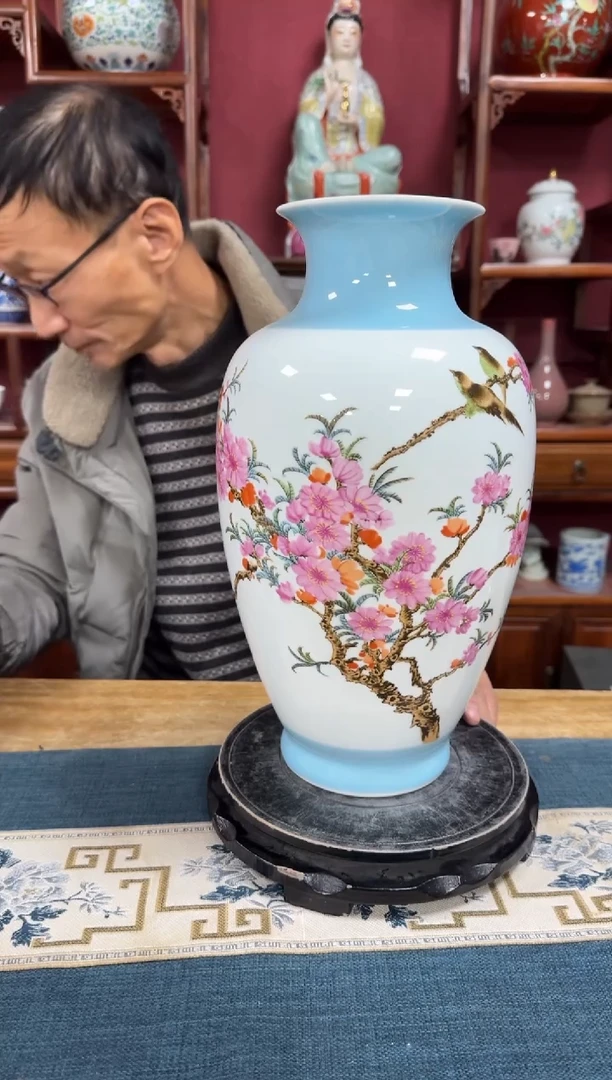 赏瓶水点桃花赏瓶