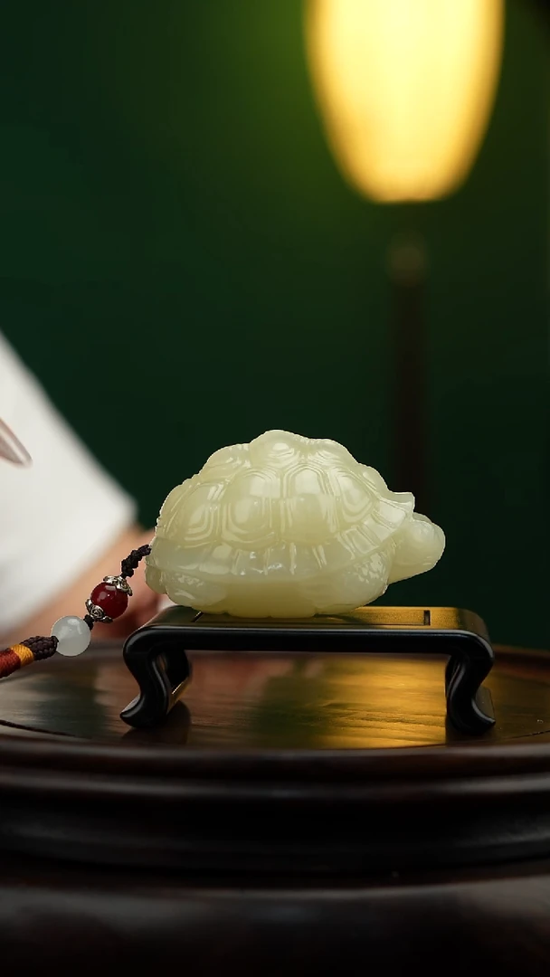 玉【富甲天下】天然玉石乌龟手把件桌面小摆件