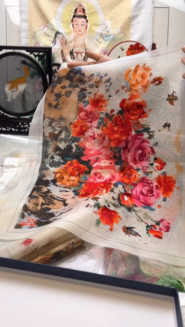 织绣一针一线的纯手工刺绣