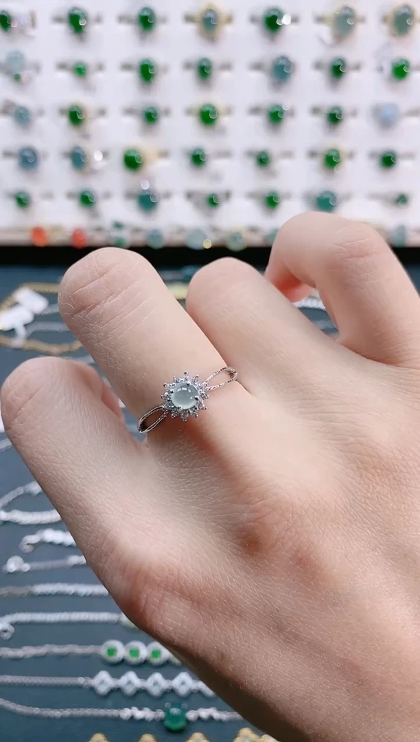 【闪购商品】翡翠戒指银S925镶嵌天然翡翠