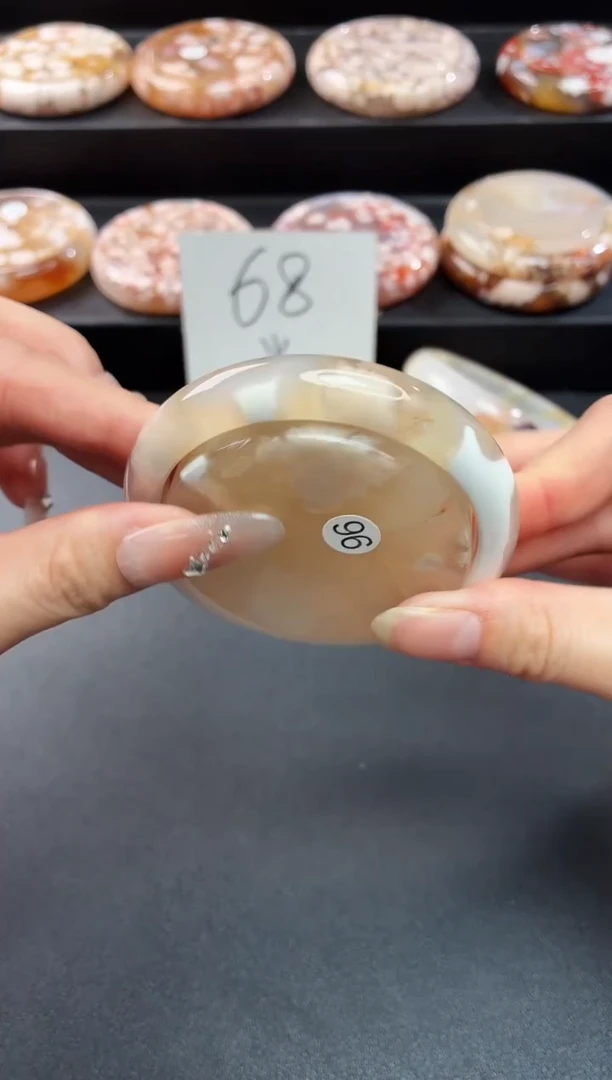 手镯玛瑙/玉髓未镶嵌石英质玉手镯