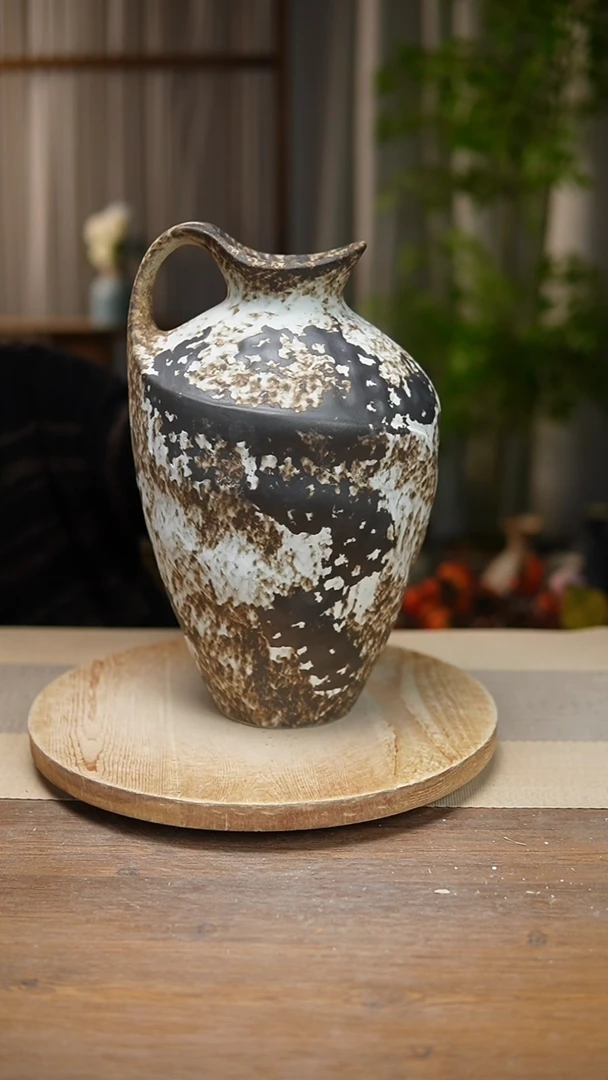 【闪购商品】陶瓷  花器诧寂黑奶壶