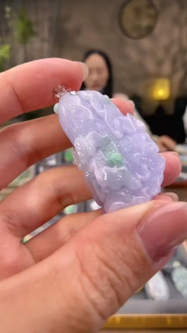 吊坠(不含链)18K金镶嵌翡翠白菜