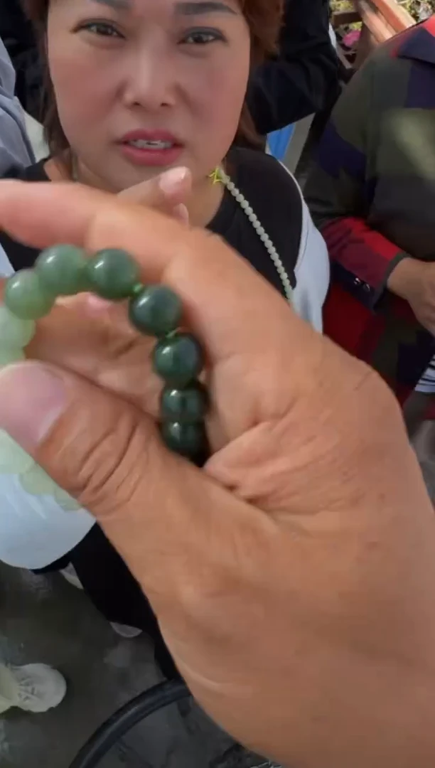 未镶嵌手链和田玉（糖玉）和田玉