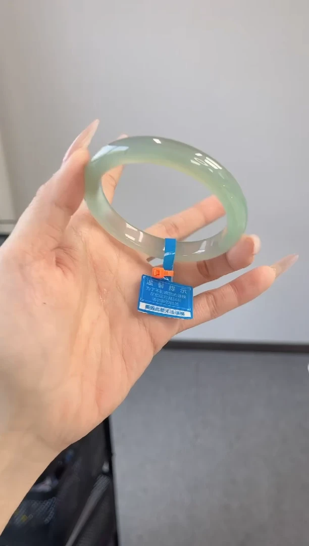 【闪购商品】玛瑙/玉髓手镯未镶嵌56-57圈