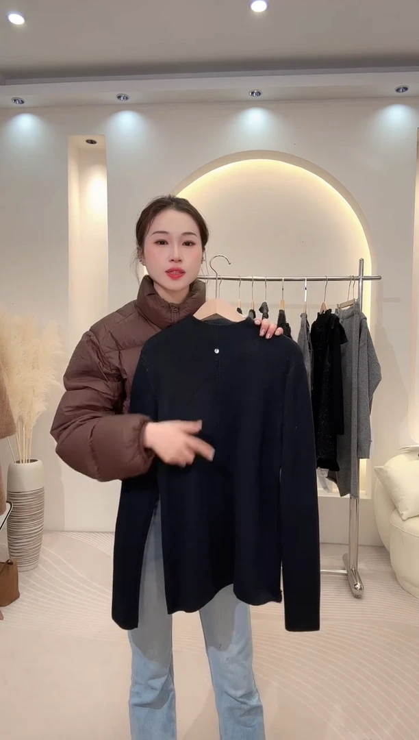 马海毛打底一件黑色均码