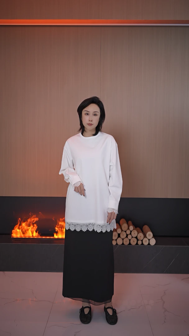 Queens.Zou  宽松轻奢气质蕾丝套头长袖中长短T外套 26384