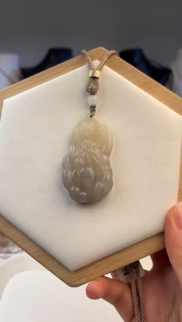 吊坠(不含链)未镶嵌和田玉2588