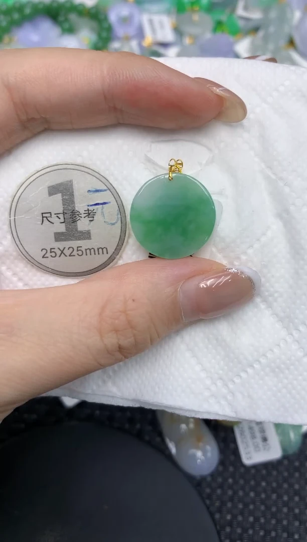 颈饰18K金镶嵌翡翠1111111