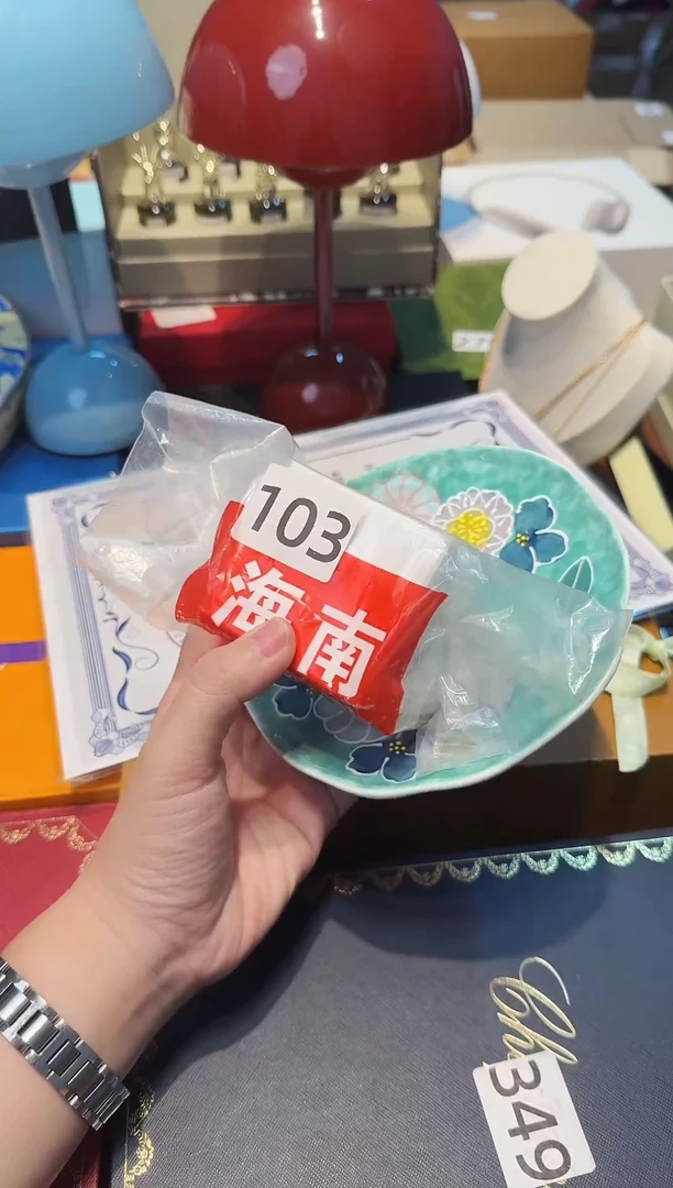 瓷片-----------008