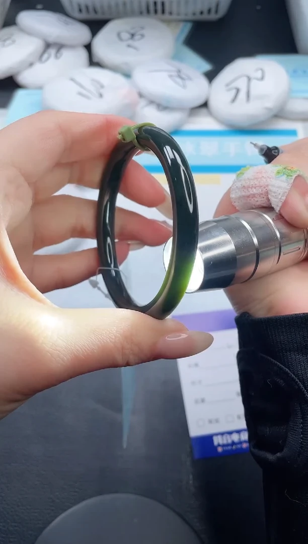 【闪购商品】和田玉手镯未镶嵌5-V102-55