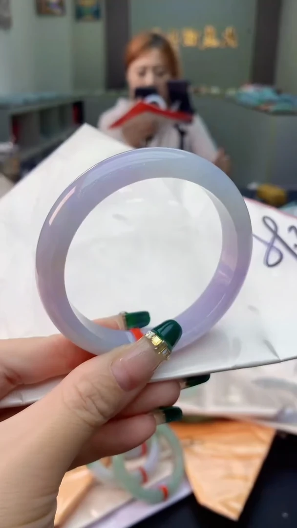 翡翠手镯未镶嵌0214909120