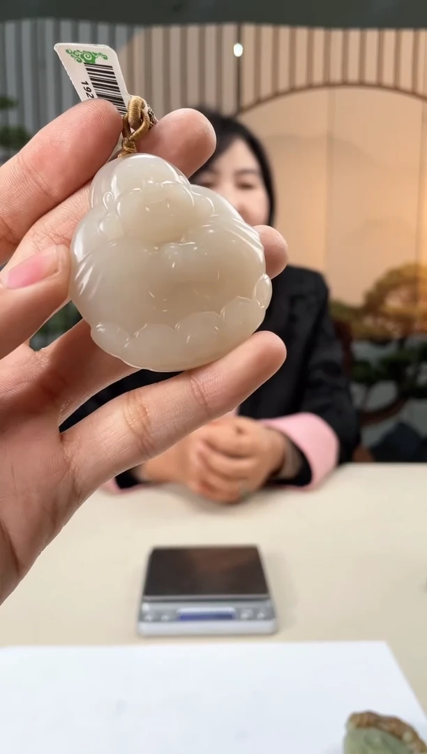 【闪购商品】定制和田玉和田玉（多样性拍一发一带证）180207