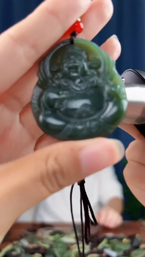 未镶嵌和田玉挂件拍一发一，多样性发货