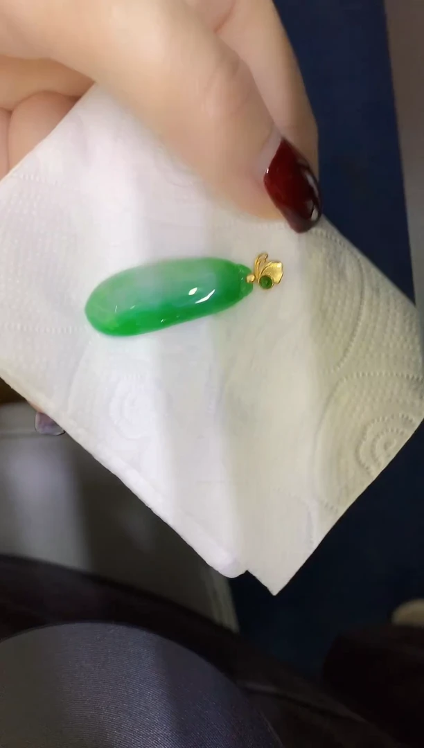 颈饰未镶嵌翡翠缅甸天然翡翠A货