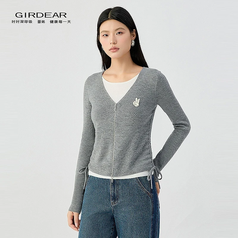 GIRDEAR/哥弟 百搭简约气质叠穿感V领拉链假两件套头针织衫148035