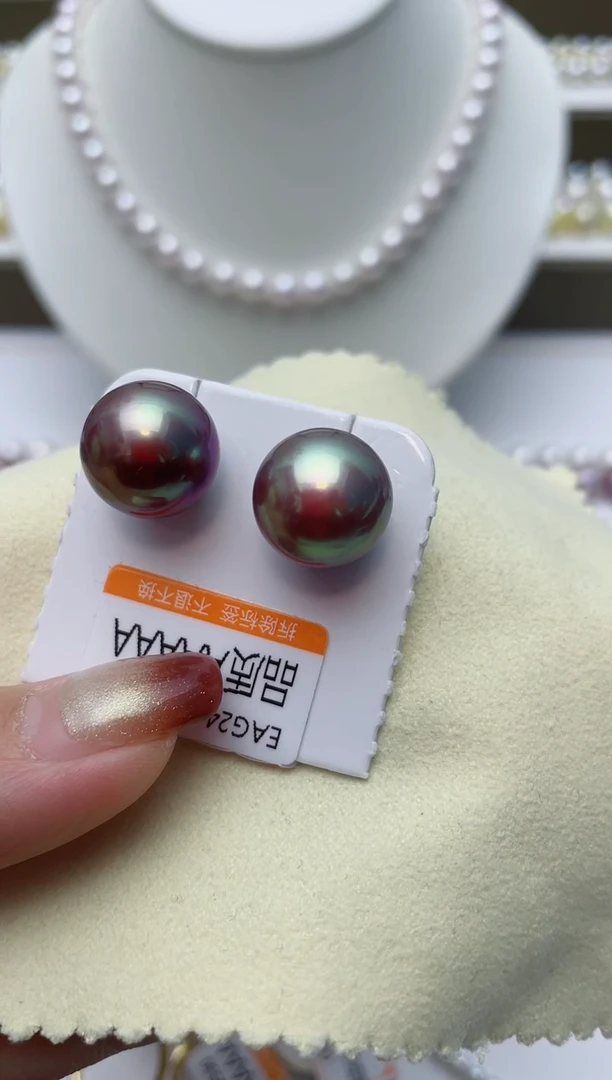 【闪购商品】淡水珍珠耳饰18K金镶嵌W51