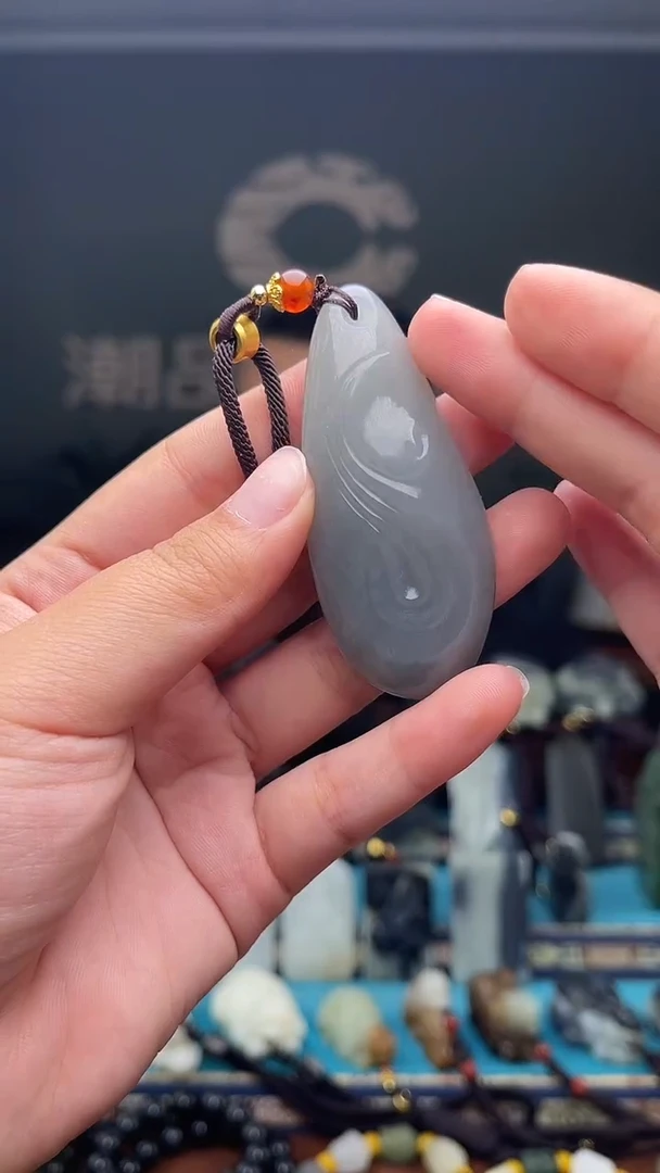 未镶嵌和田玉挂件1