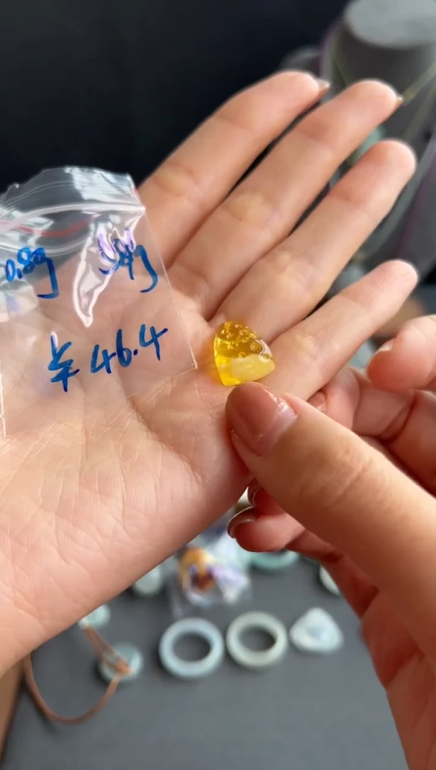 未镶嵌颈饰蜜蜡819买断