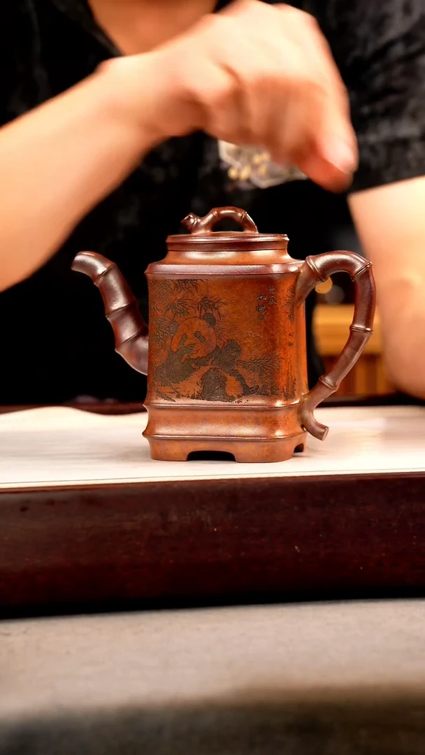茶壶紫砂龙骨金砂 四方竹节 熊猫