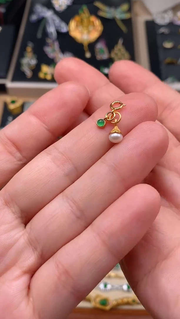 【闪购商品】翡翠颈饰银S925镶嵌万能扣