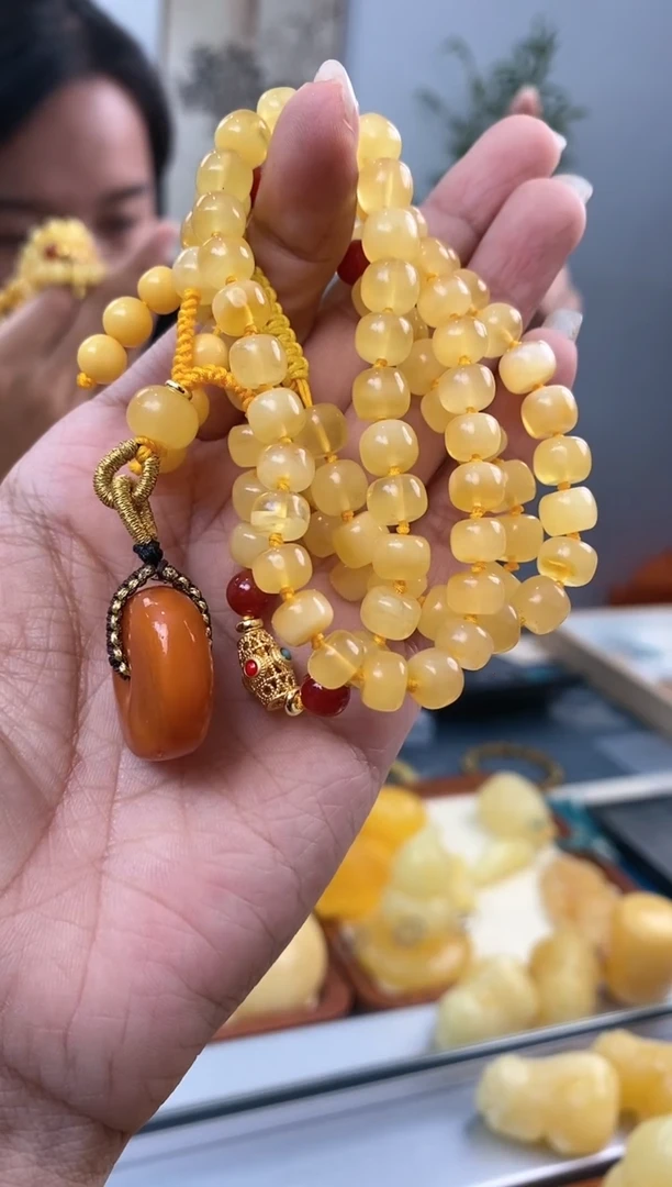 【闪购商品】蜜蜡裸石未镶嵌天然琥珀蜜蜡藏扣DIY