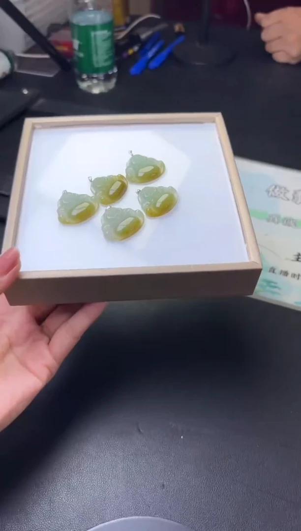 未镶嵌挂件翡翠多样性发一件CH115