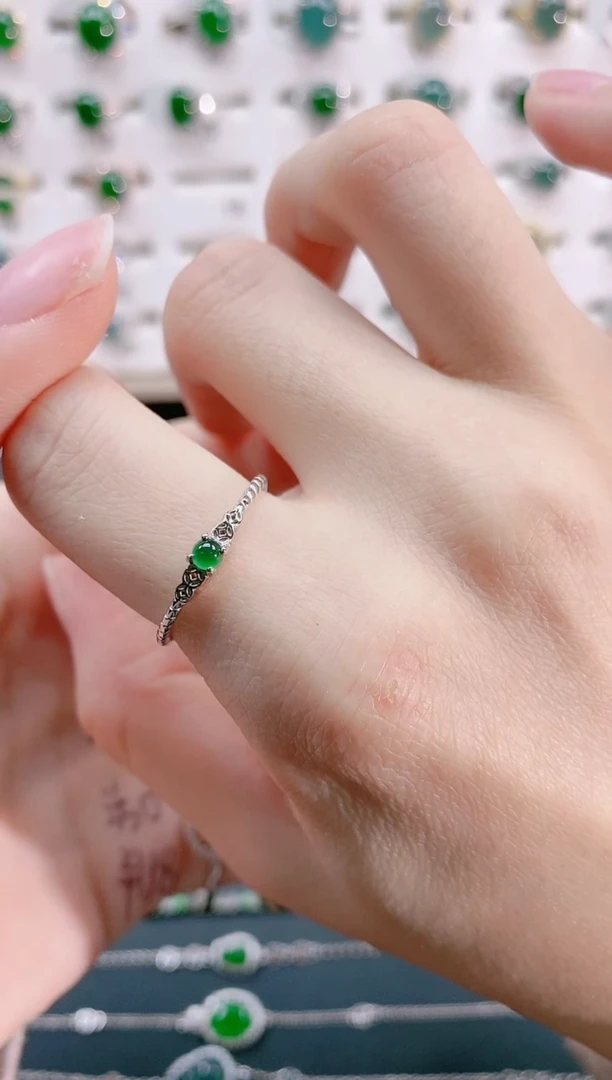 【闪购商品】翡翠戒指银S925镶嵌天然翡翠