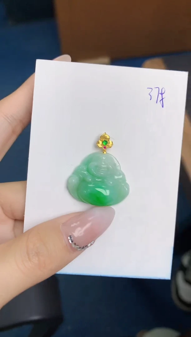 【闪购商品】翡翠颈饰18K金镶嵌天然翡翠A货