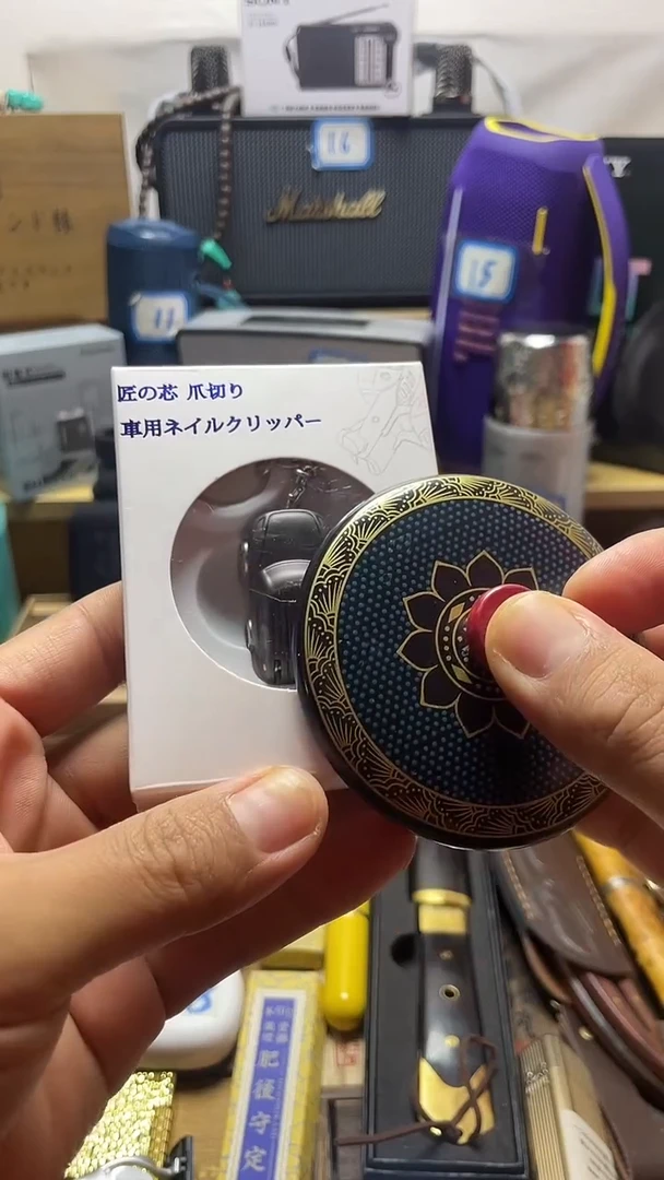 瓷片闪购商品 如图所示