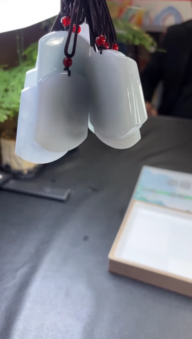 未镶嵌挂件翡翠多样性发一件R703150