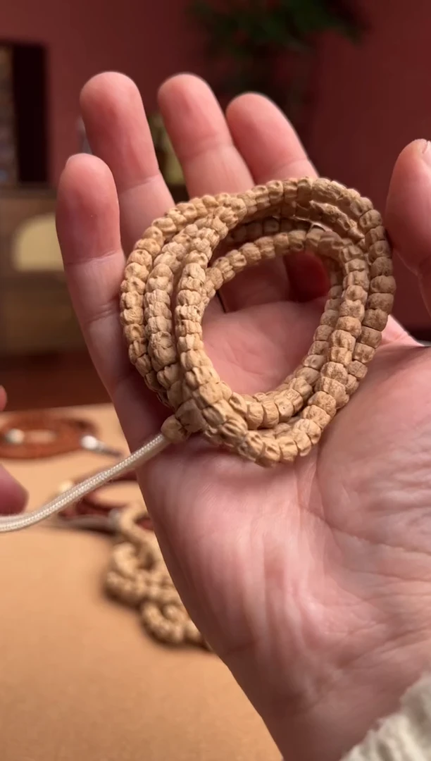 【闪购商品】柏香籽/百香籽手串021230