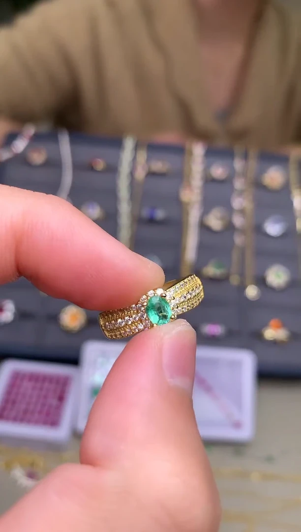 银S925镶嵌戒指祖母绿戒指