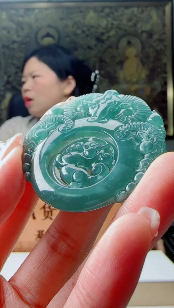 【闪购商品】翡翠颈饰未镶嵌多样性随机发其一