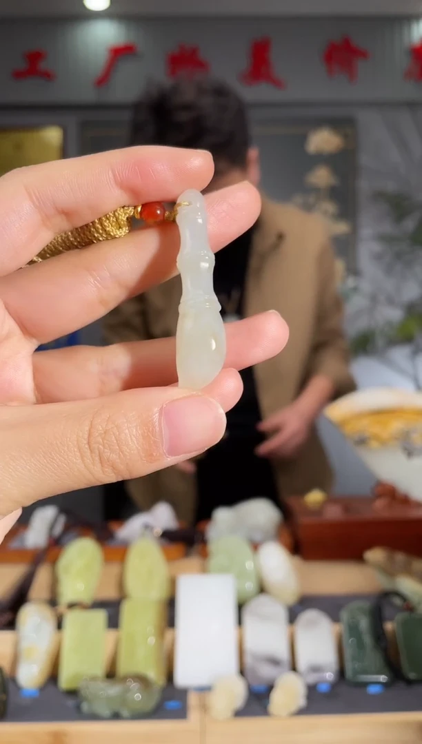 【闪购商品】和田玉颈饰未镶嵌拍一发一 多样性发货
