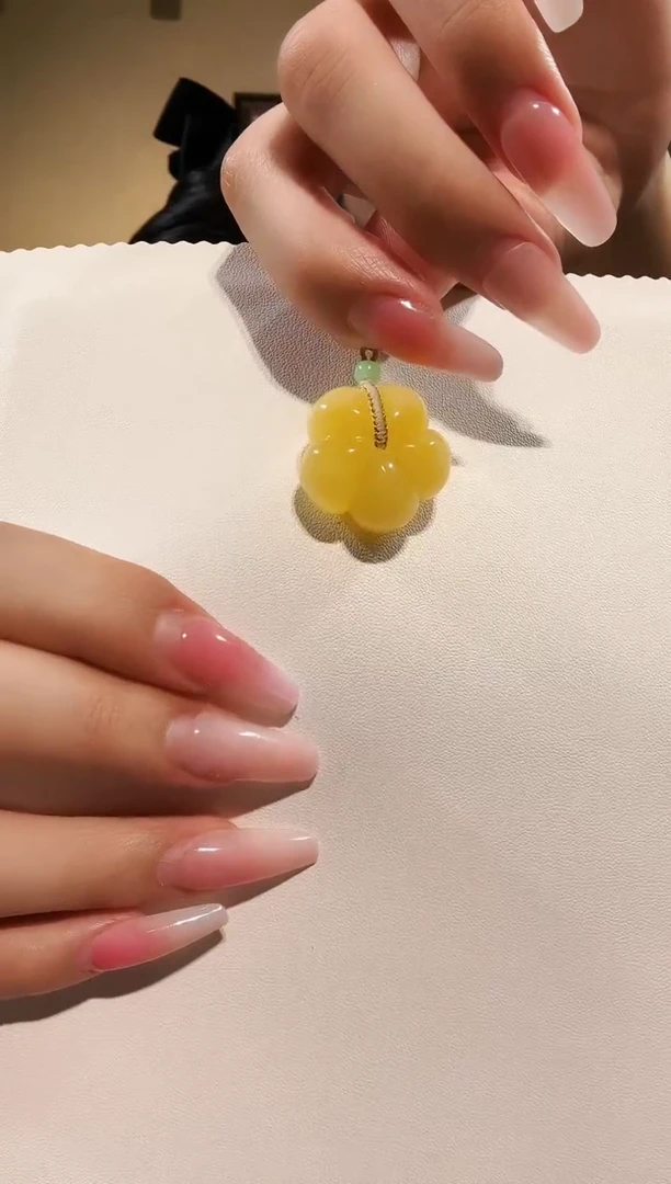 琥珀颈饰未镶嵌吊坠