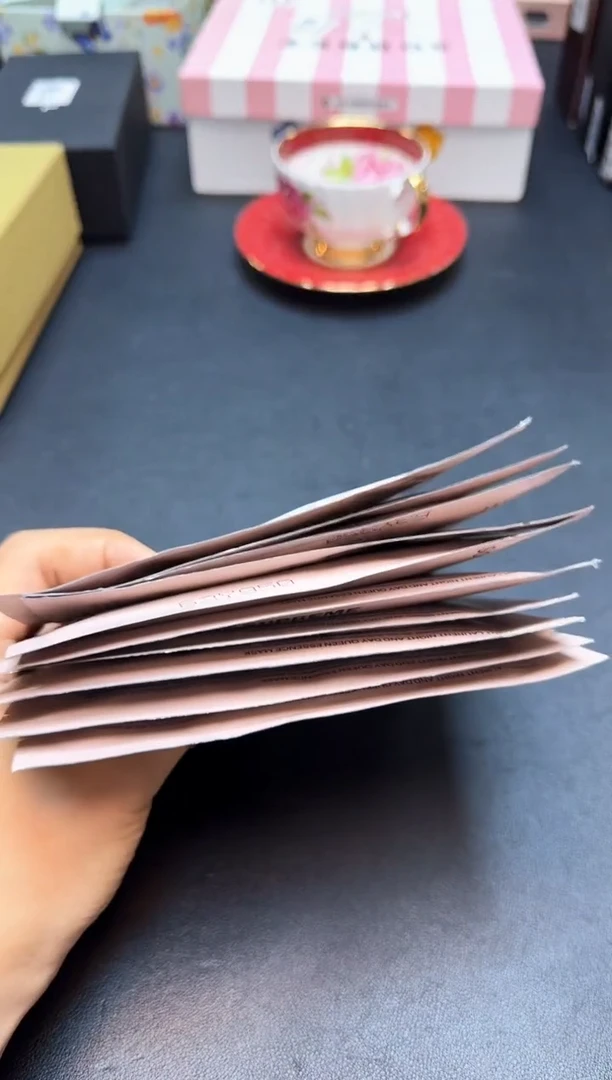 瓷片全新正品一件不留@@WE888