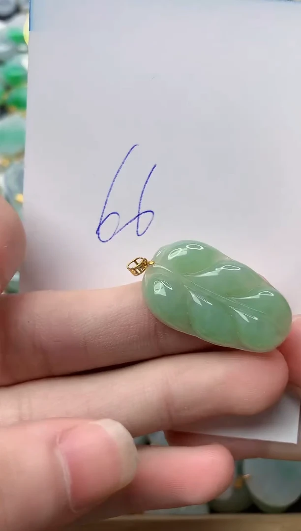 【闪购商品】翡翠颈饰18K金镶嵌34........