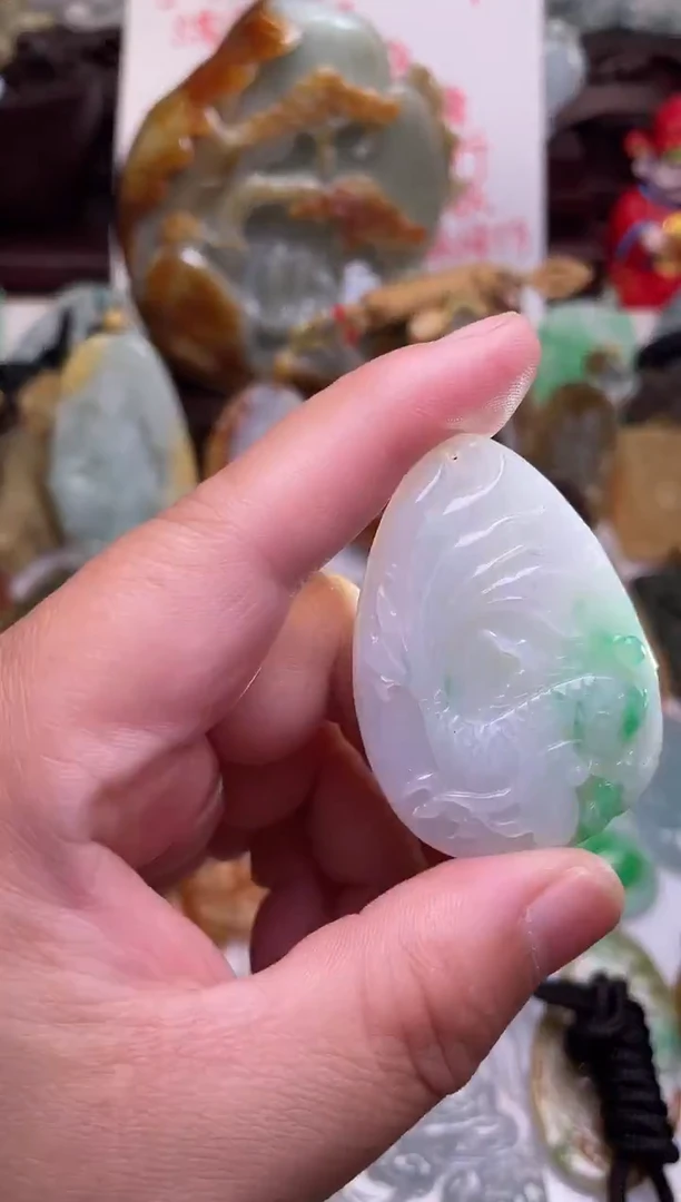 颈饰未镶嵌翡翠锦鲤