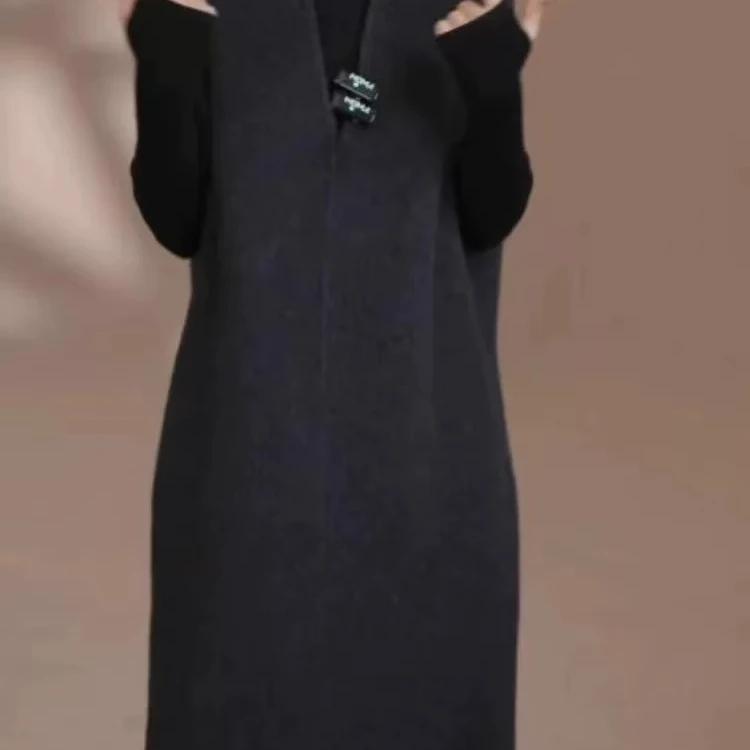 极简秋冬V领羊毛新款背心裙时髦显瘦毛呢羊毛连衣裙